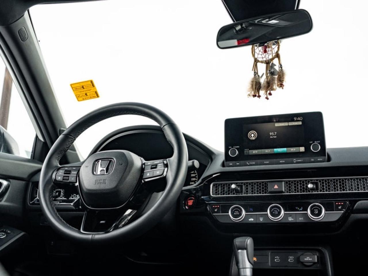 2025 Honda Civic Hatchback Sport Photo