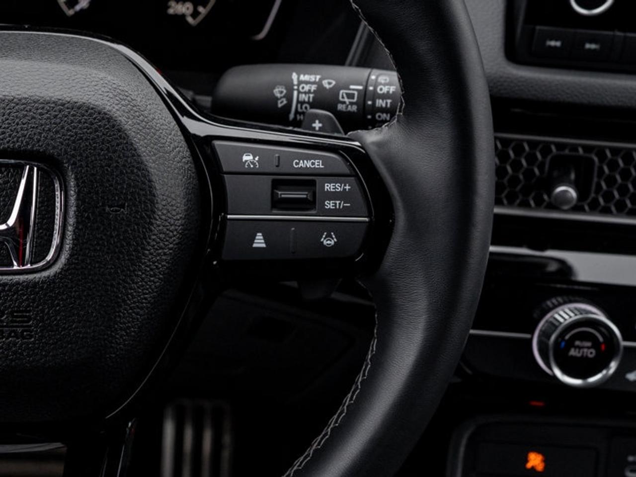 2025 Honda Civic Hatchback Sport Photo