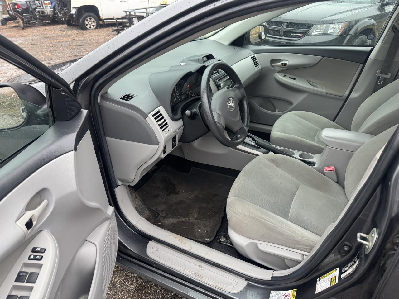 2013 Toyota Corolla CE Photo