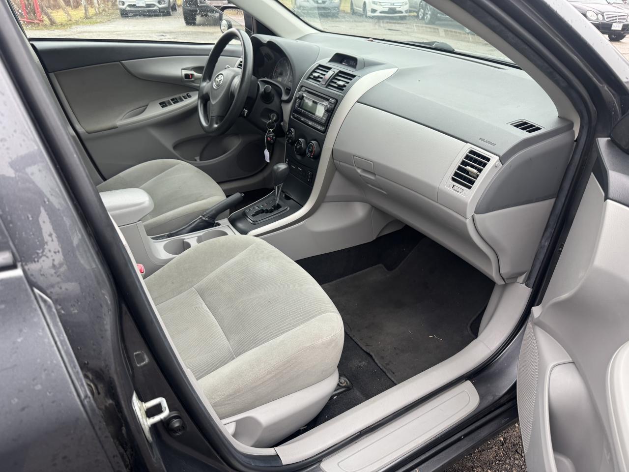 2013 Toyota Corolla CE Photo