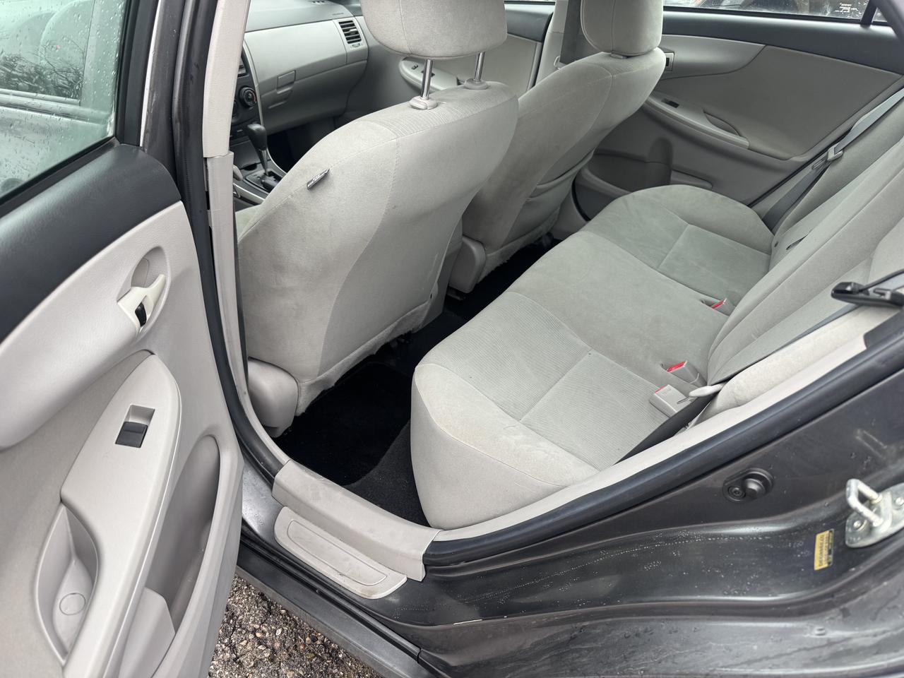 2013 Toyota Corolla CE Photo