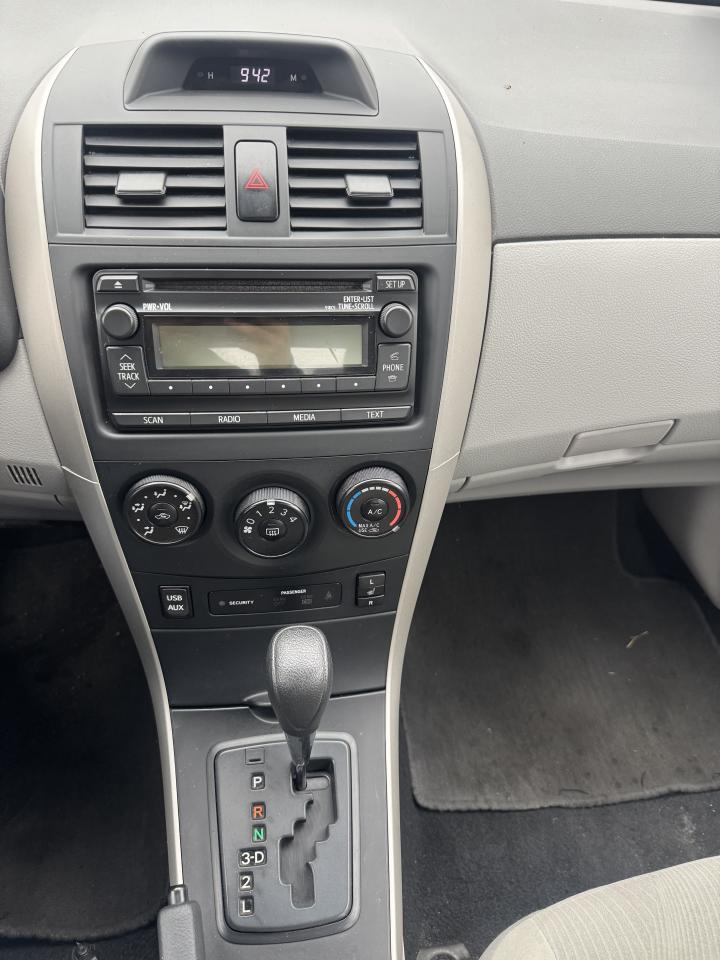 2013 Toyota Corolla CE Photo