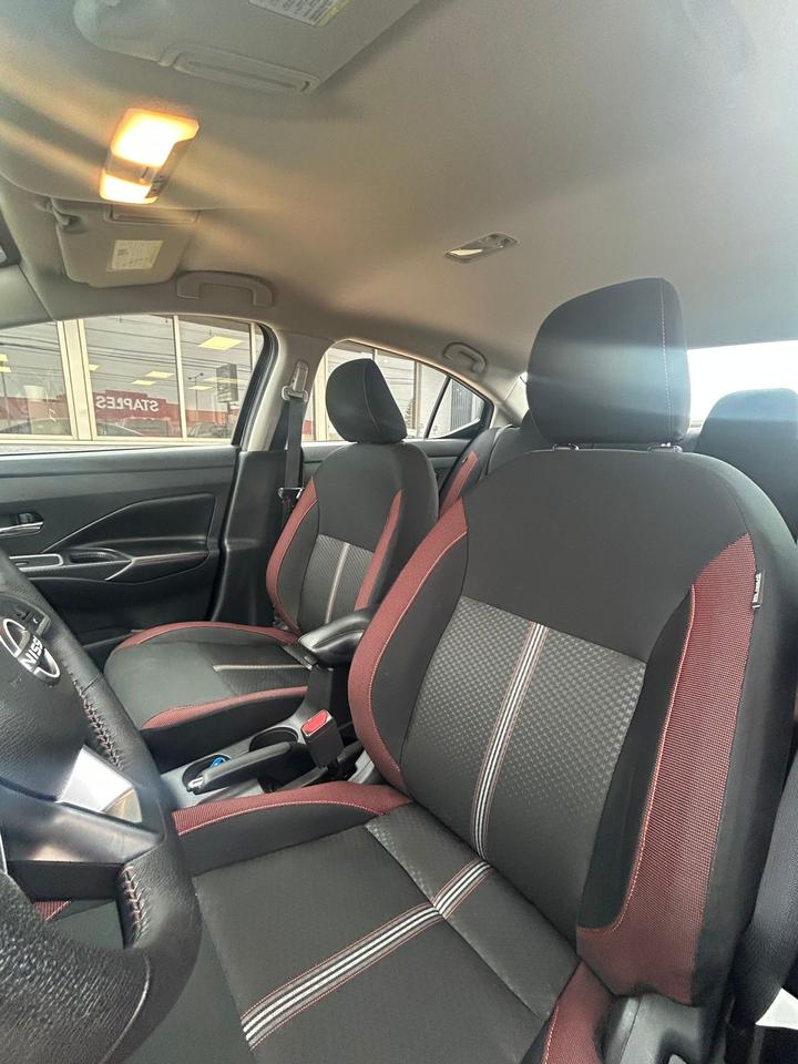 2024 Nissan Versa SR Photo