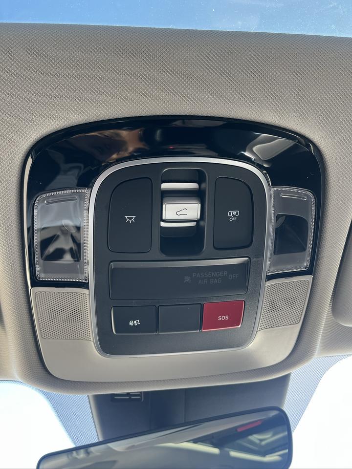 2026 Hyundai Tucson ULTIMATE HEV Photo