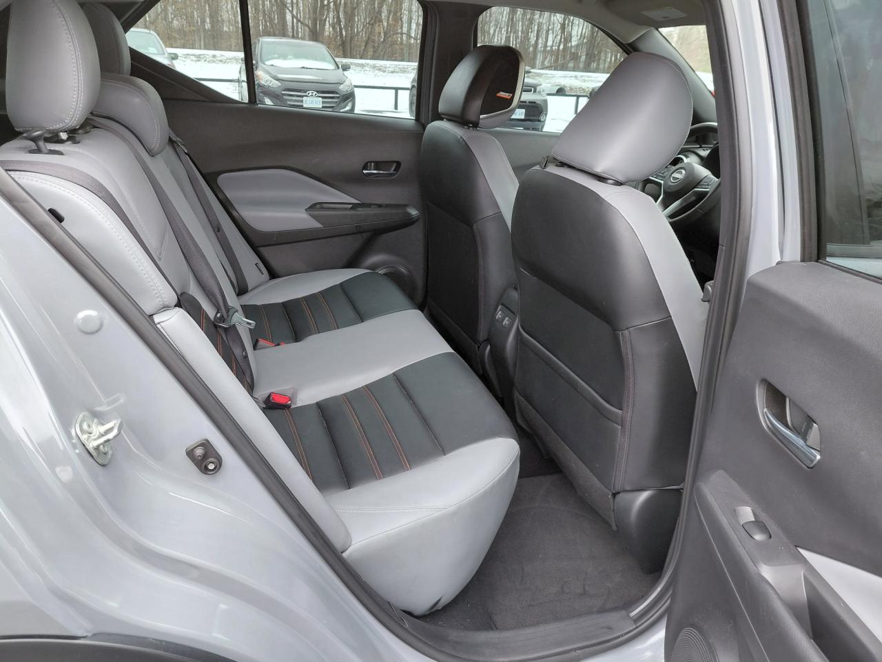 2022 Nissan Kicks SR Photo