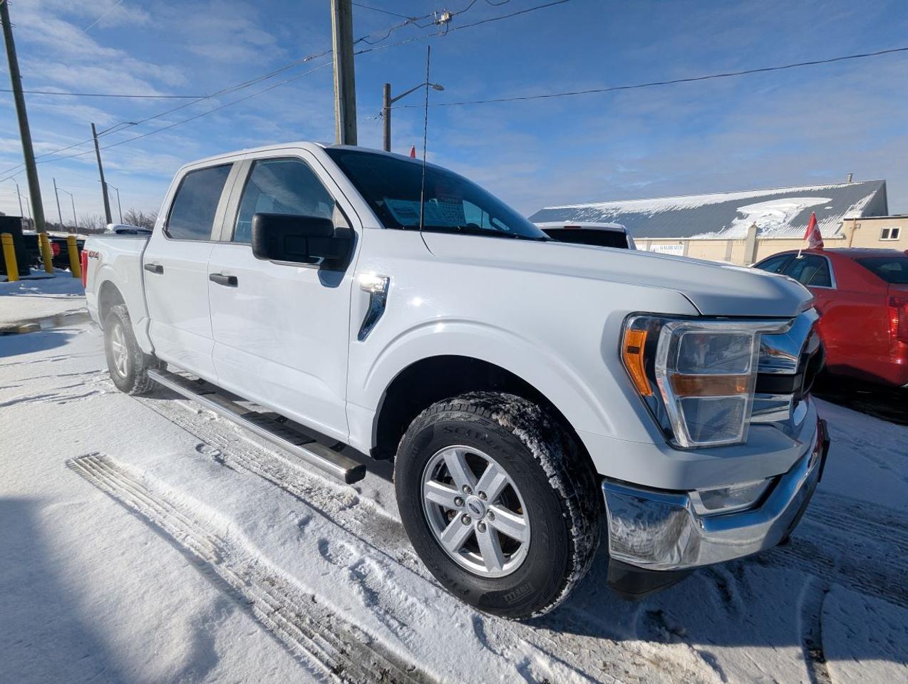2022 Ford F-150 XLT SUPERCREW 4X4 WITH NAVIGATION!! Photo