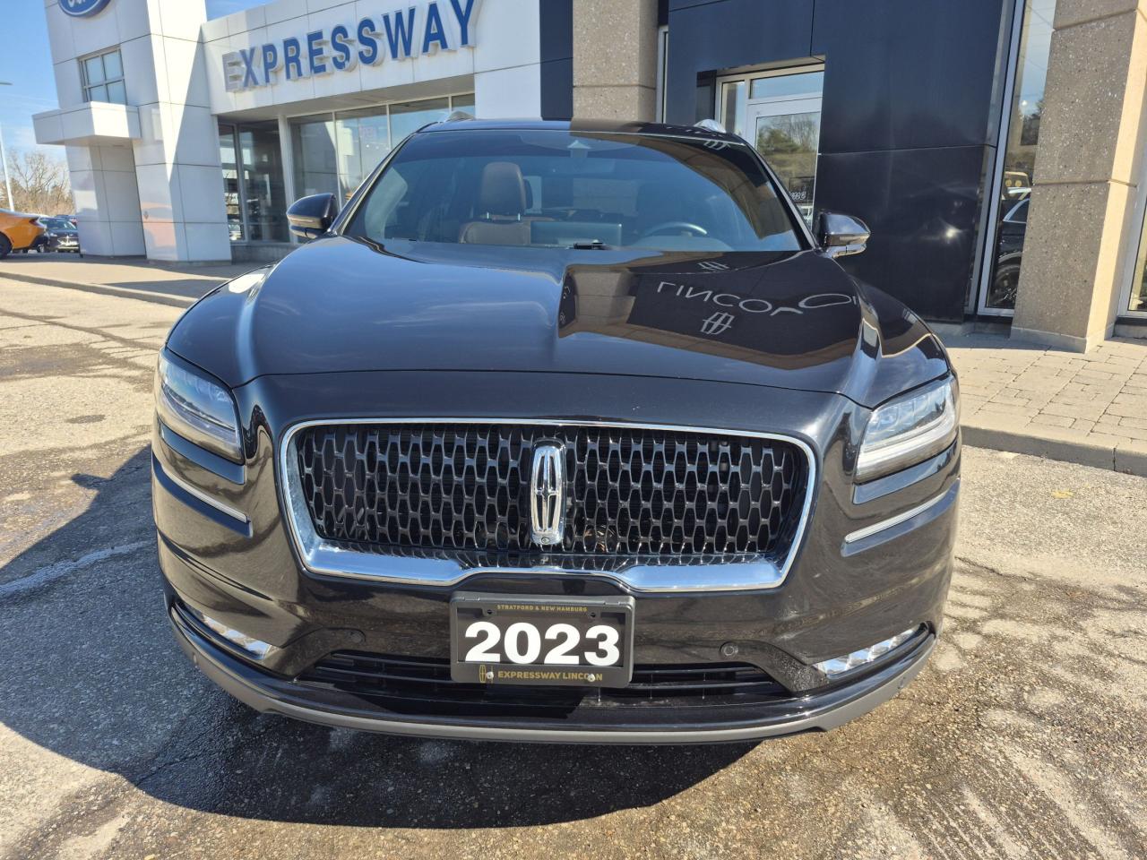 2023 Lincoln Nautilus LOCAL TRADE, LIKE NEW, SERVICED HERE, JET PACK! Photo