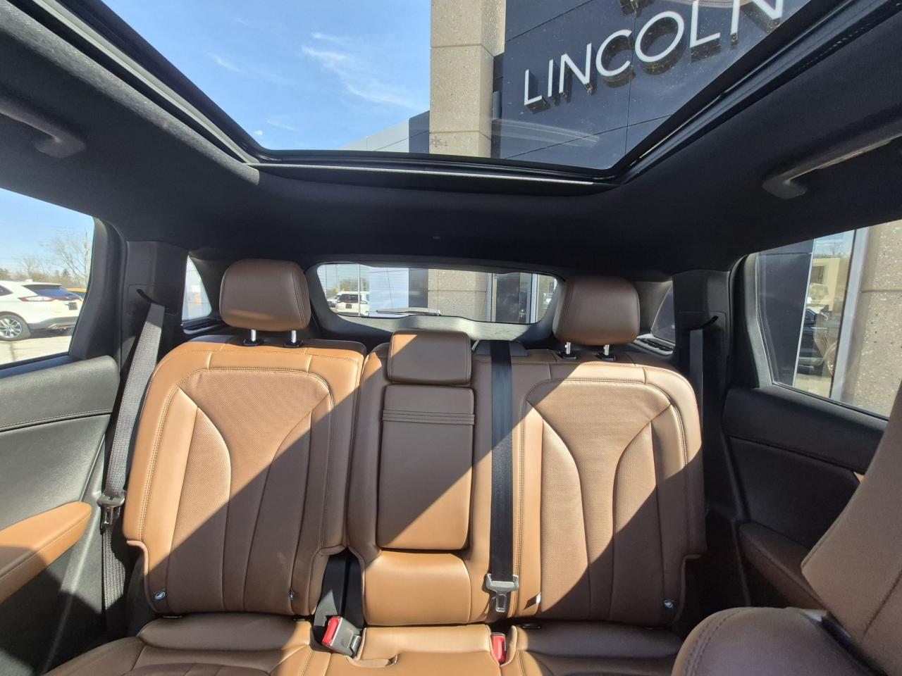 2023 Lincoln Nautilus LOCAL TRADE, LIKE NEW, SERVICED HERE, JET PACK! Photo