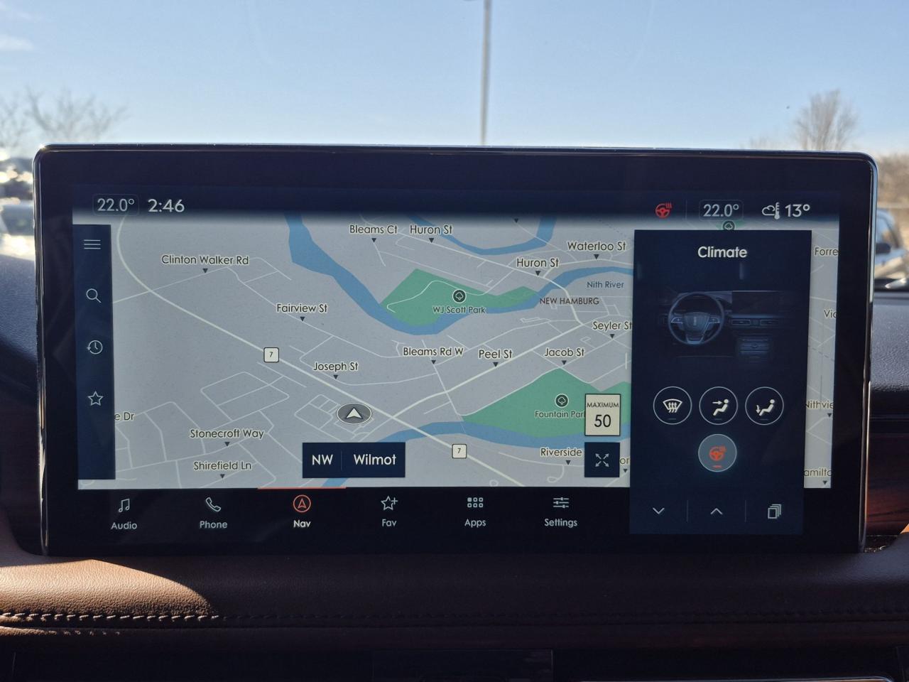 2023 Lincoln Nautilus LOCAL TRADE, LIKE NEW, SERVICED HERE, JET PACK! Photo