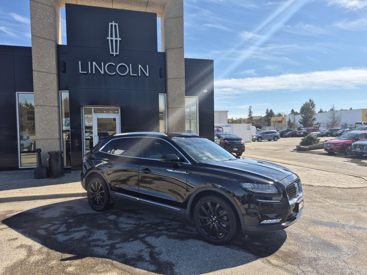 2023 Lincoln Nautilus LOCAL TRADE, LIKE NEW, SERVICED HERE, JET PACK! Photo0