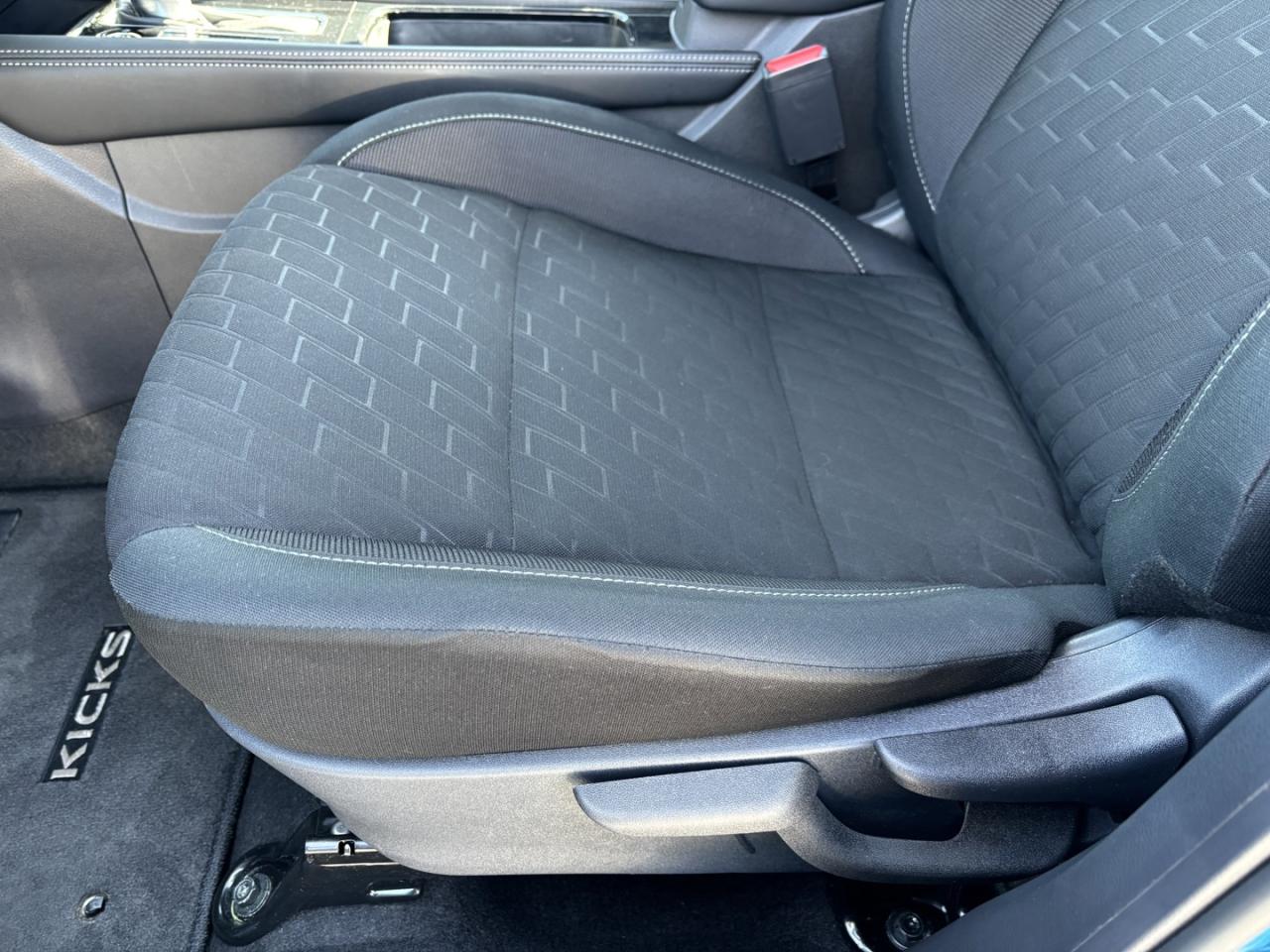 2024 Nissan Kicks SV ~1 Owner~ No accidents~ Photo