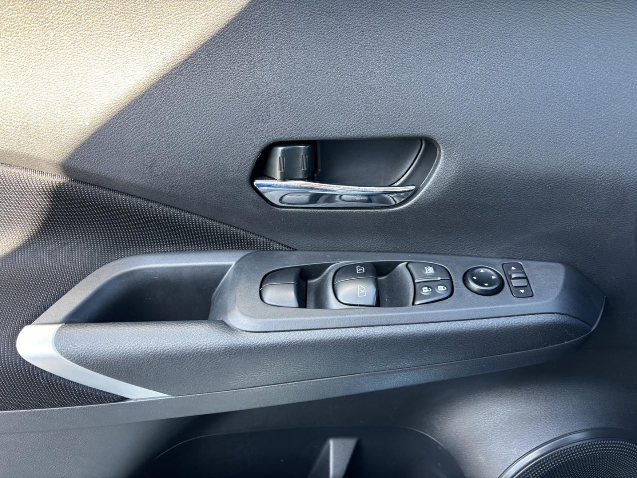 2024 Nissan Kicks SV ~1 Owner~ No accidents~ Photo