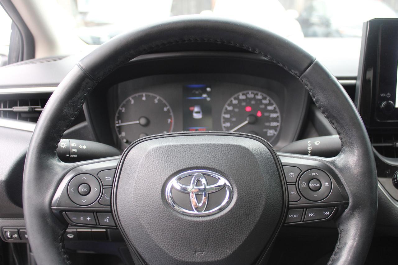 2024 Toyota Corolla LE Plus Sunroof Photo