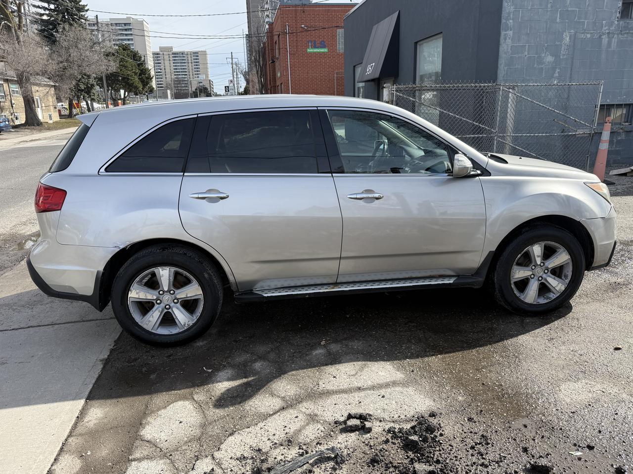 2011 Acura MDX Tech pkg Photo