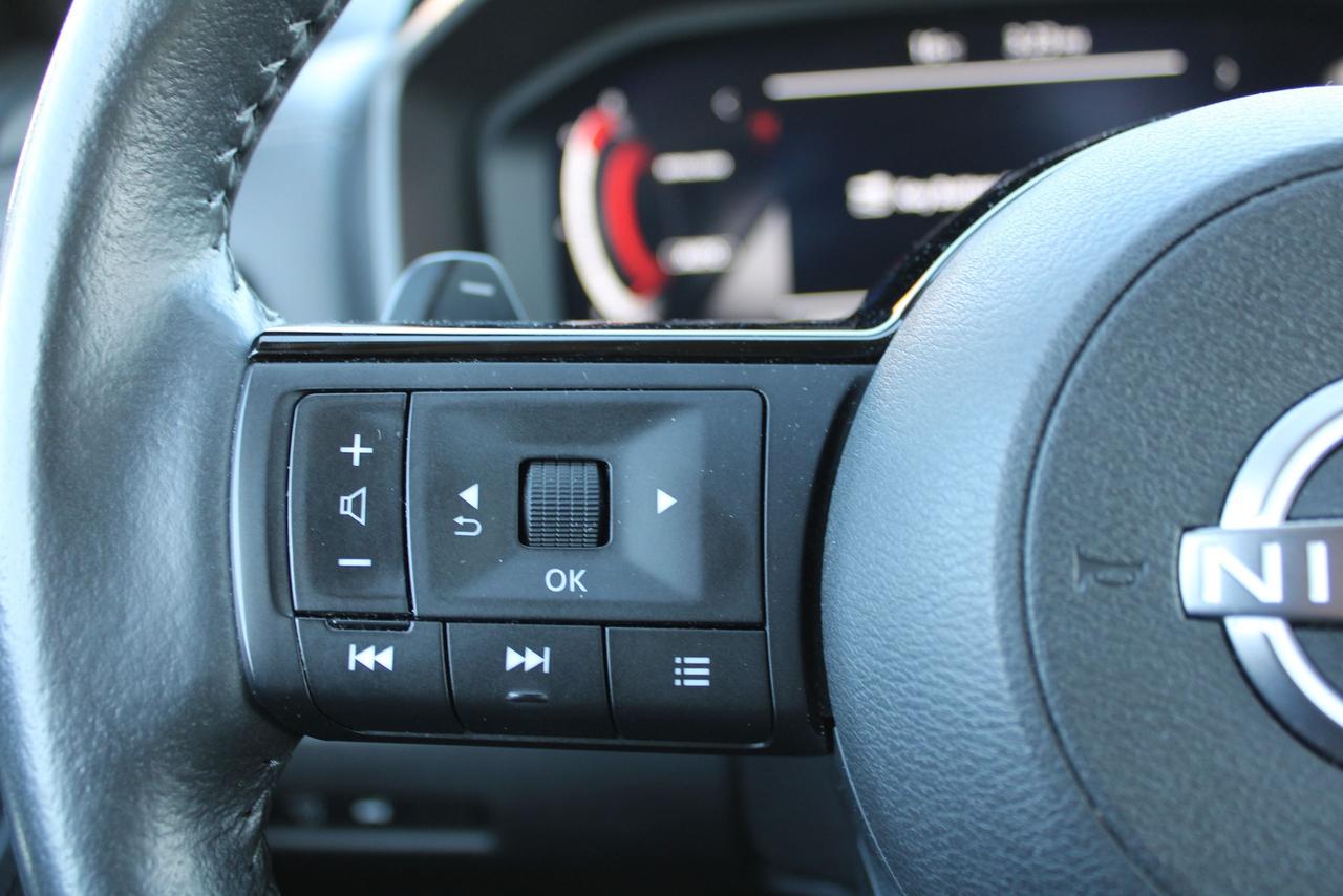 2024 Nissan Rogue SL Photo