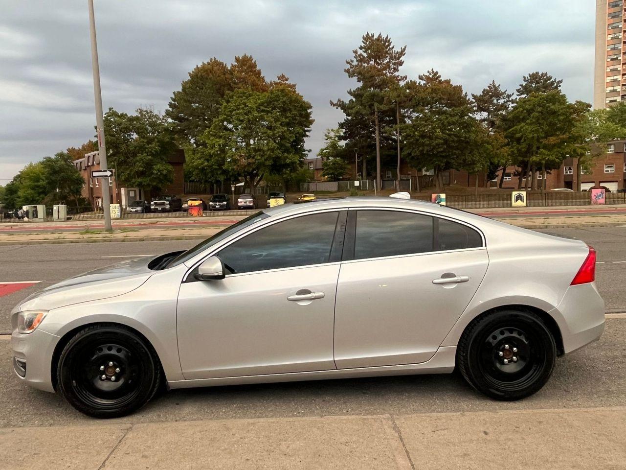 2015 Volvo S60 T6 Premier Plus-BLUETOOTH-BK.CAM-LTHER-SUNROOF Photo3