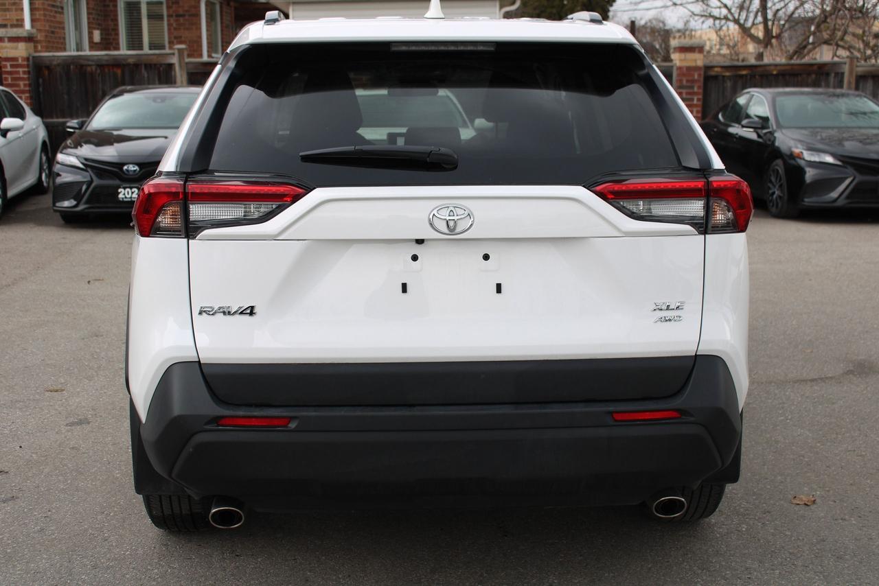 2025 Toyota RAV4 XLE AWD Photo