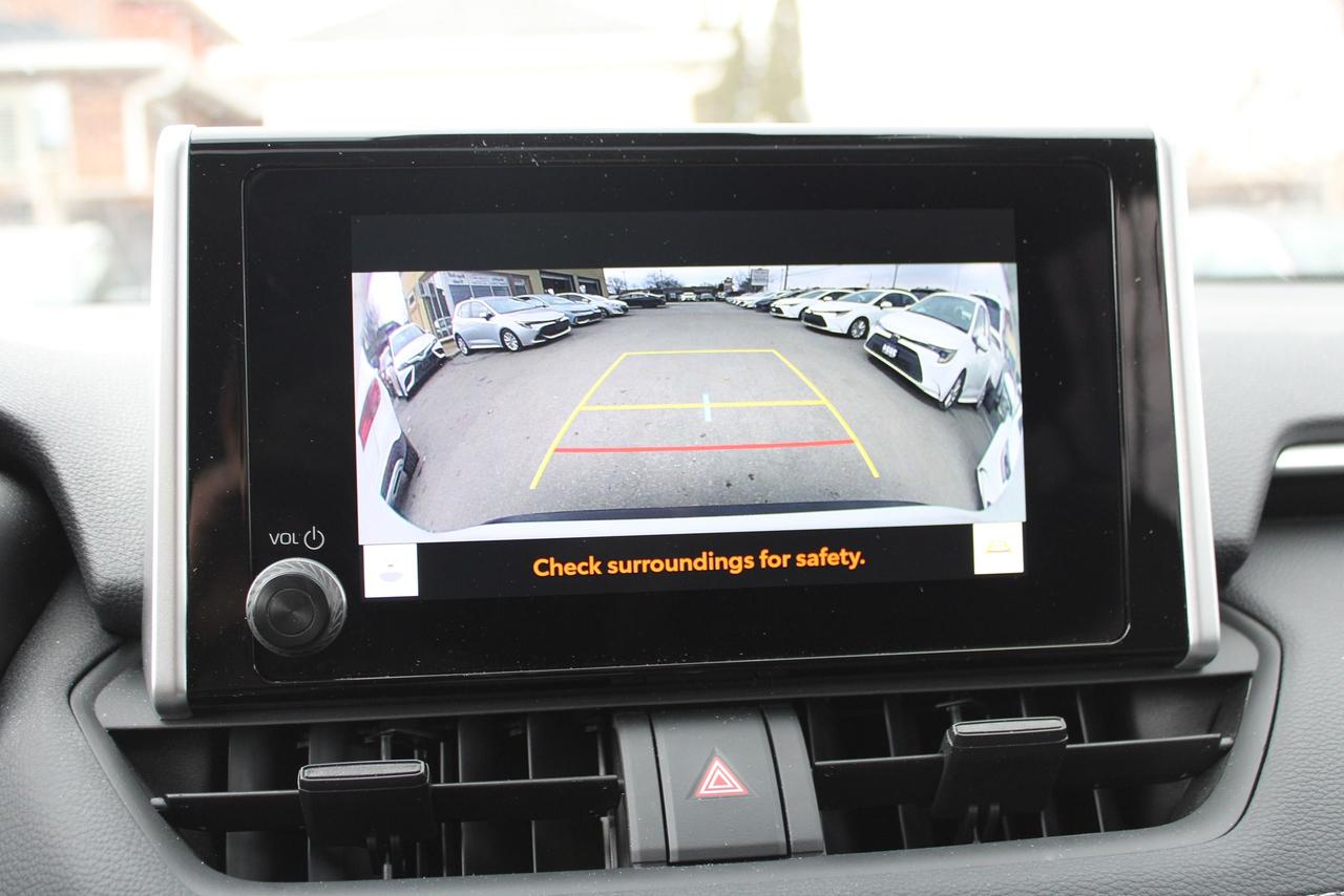 2025 Toyota RAV4 XLE AWD Photo