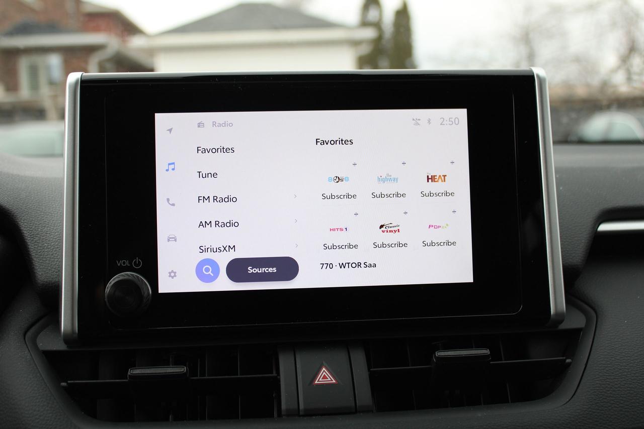 2025 Toyota RAV4 XLE AWD Photo