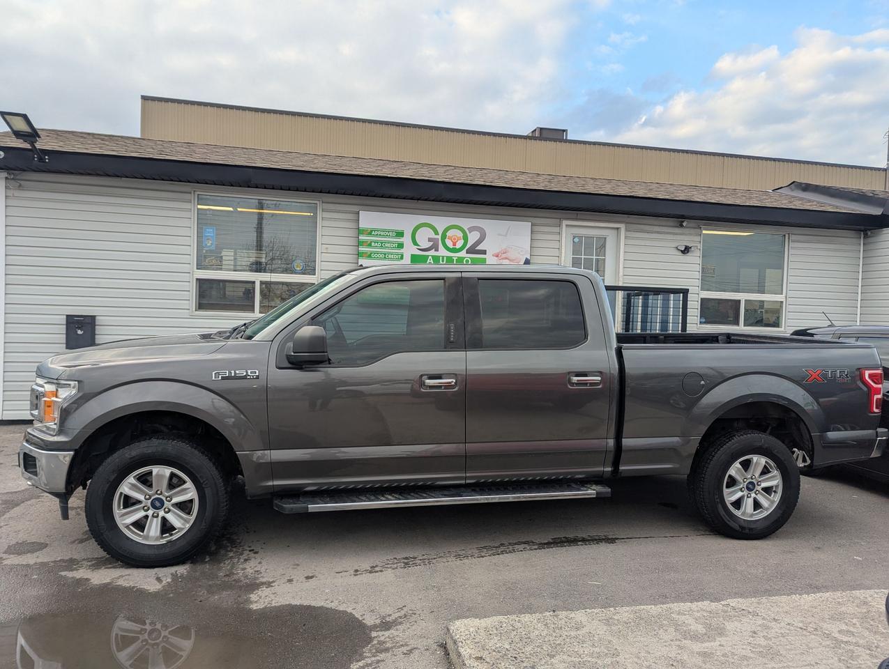 2019 Ford F-150 XLT Photo3
