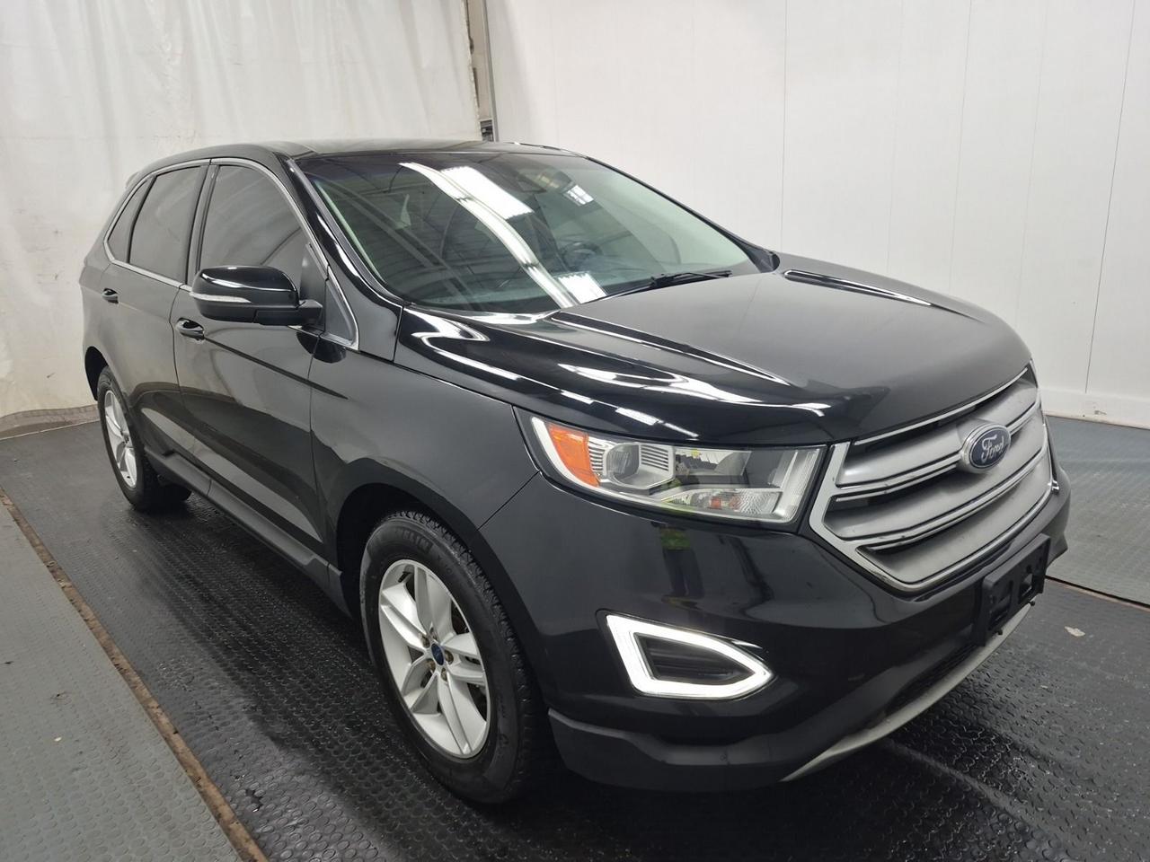 2018 Ford Edge SEL Photo