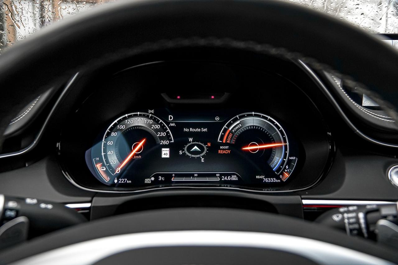 2024 Genesis Electrified GV70 Prestige AWD | FULLY LOADED | MASSAGE | HUD | PANO Photo