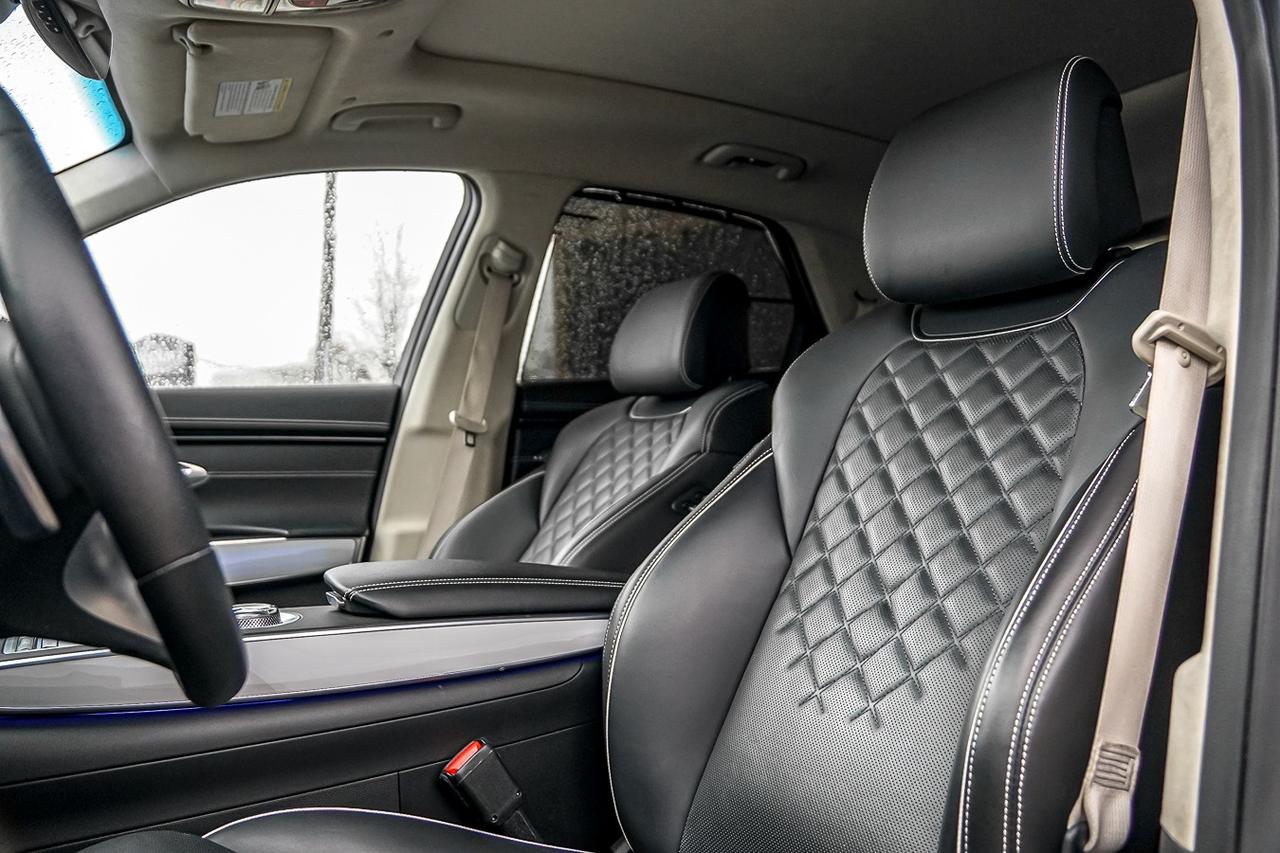 2024 Genesis Electrified GV70 Prestige AWD | FULLY LOADED | MASSAGE | HUD | PANO Photo