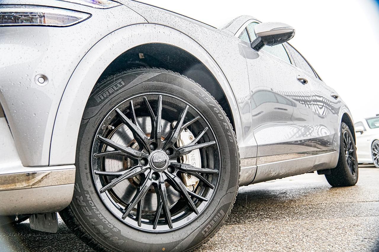 2024 Genesis Electrified GV70 Prestige AWD | FULLY LOADED | MASSAGE | HUD | PANO Photo