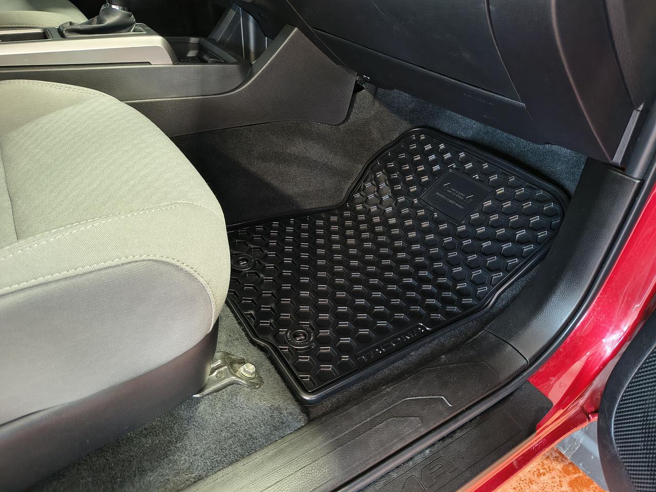 2022 Toyota Tacoma SR5 Photo