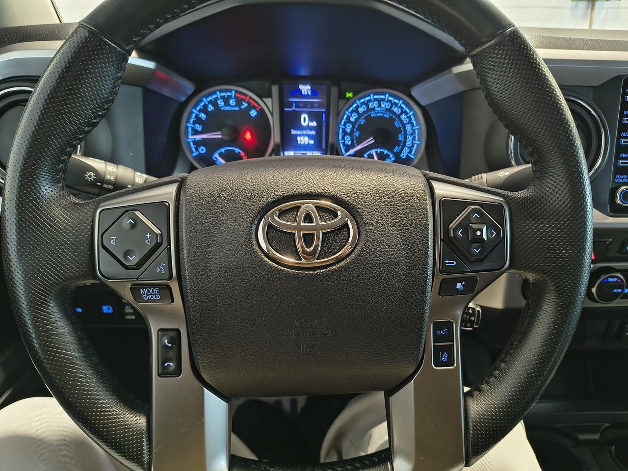 2022 Toyota Tacoma SR5 Photo0