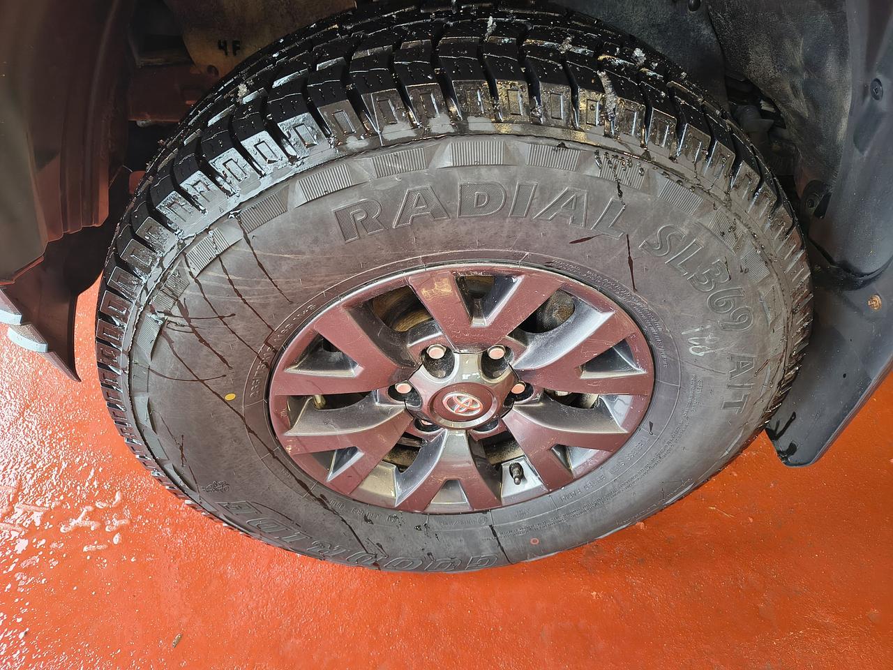 2022 Toyota Tacoma SR5 Photo0