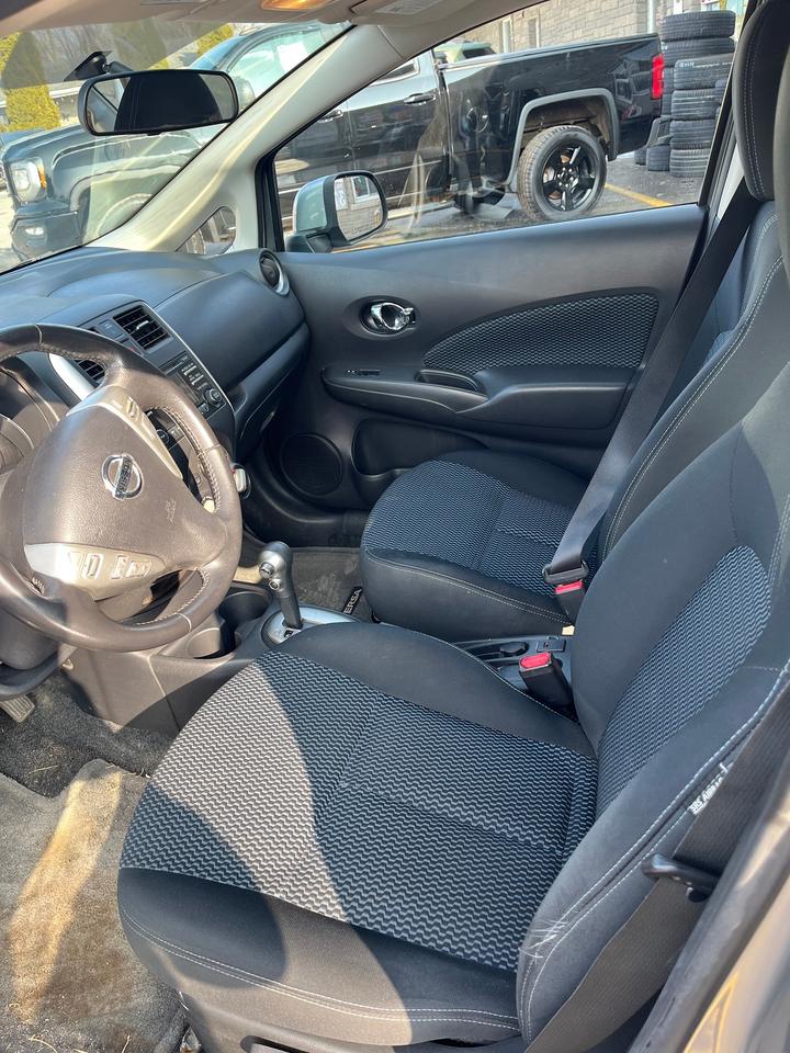 2014 Nissan Versa Note HATCHBACK S 1.6 LTR 4 CYL. Photo