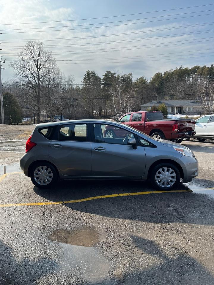 2014 Nissan Versa Note HATCHBACK S 1.6 LTR 4 CYL. Photo