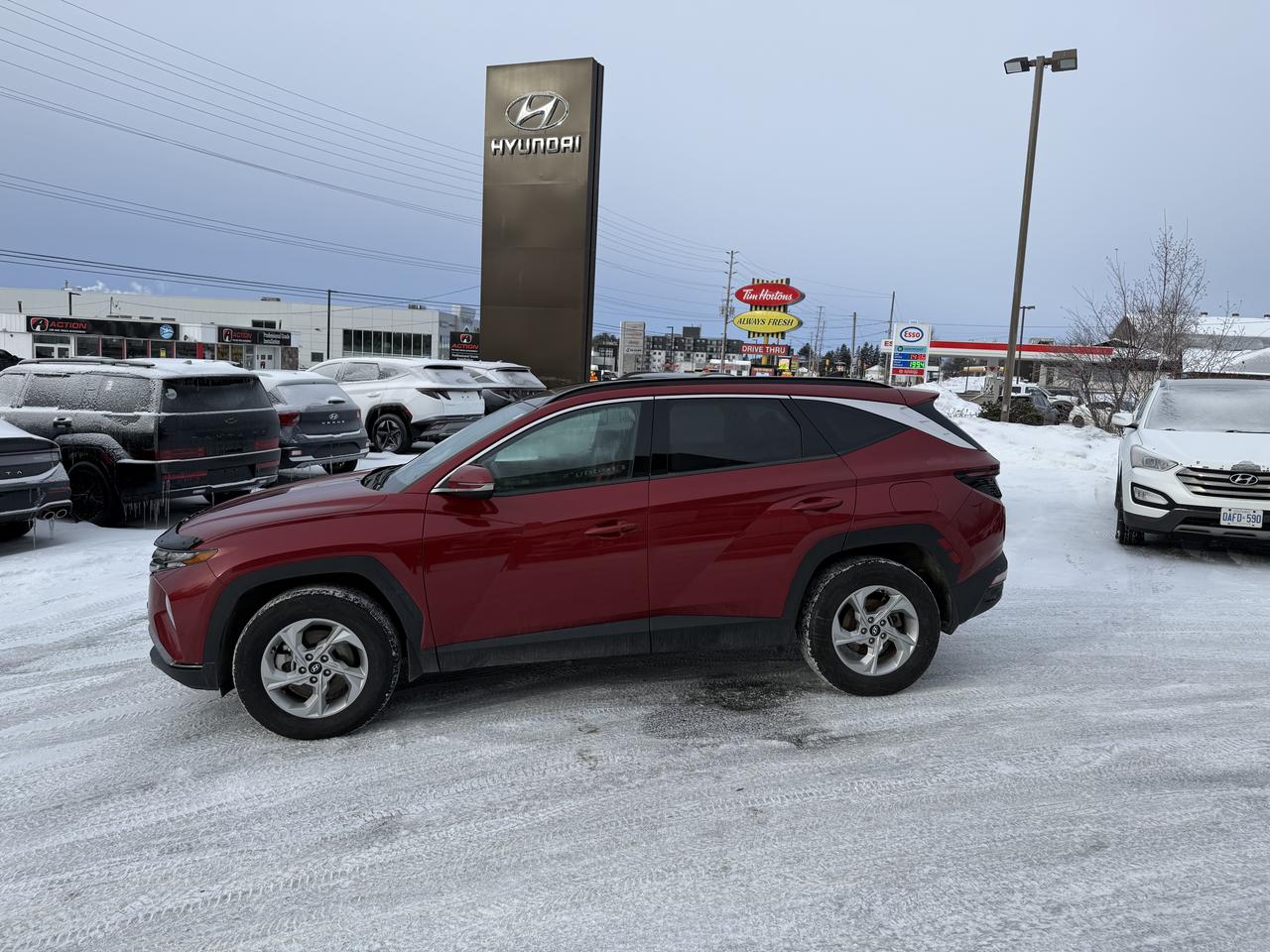 Used 2022 Hyundai Tucson PREFERRED AWD W/TREND PACKAGE for sale in North Bay, ON