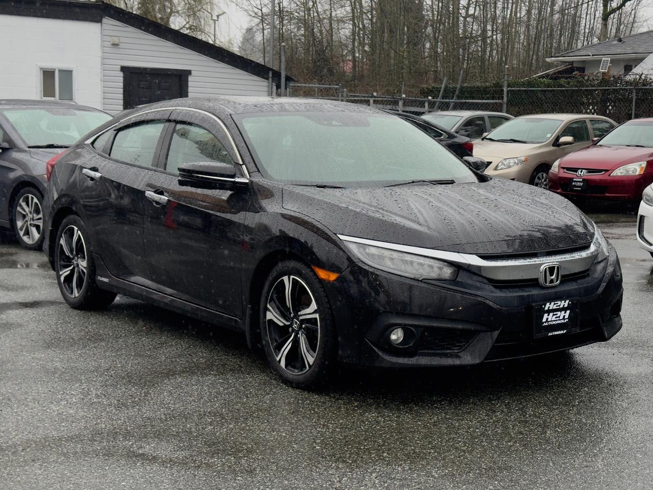 2017 Honda Civic Touring FINANCING AVAILABLE Photo3