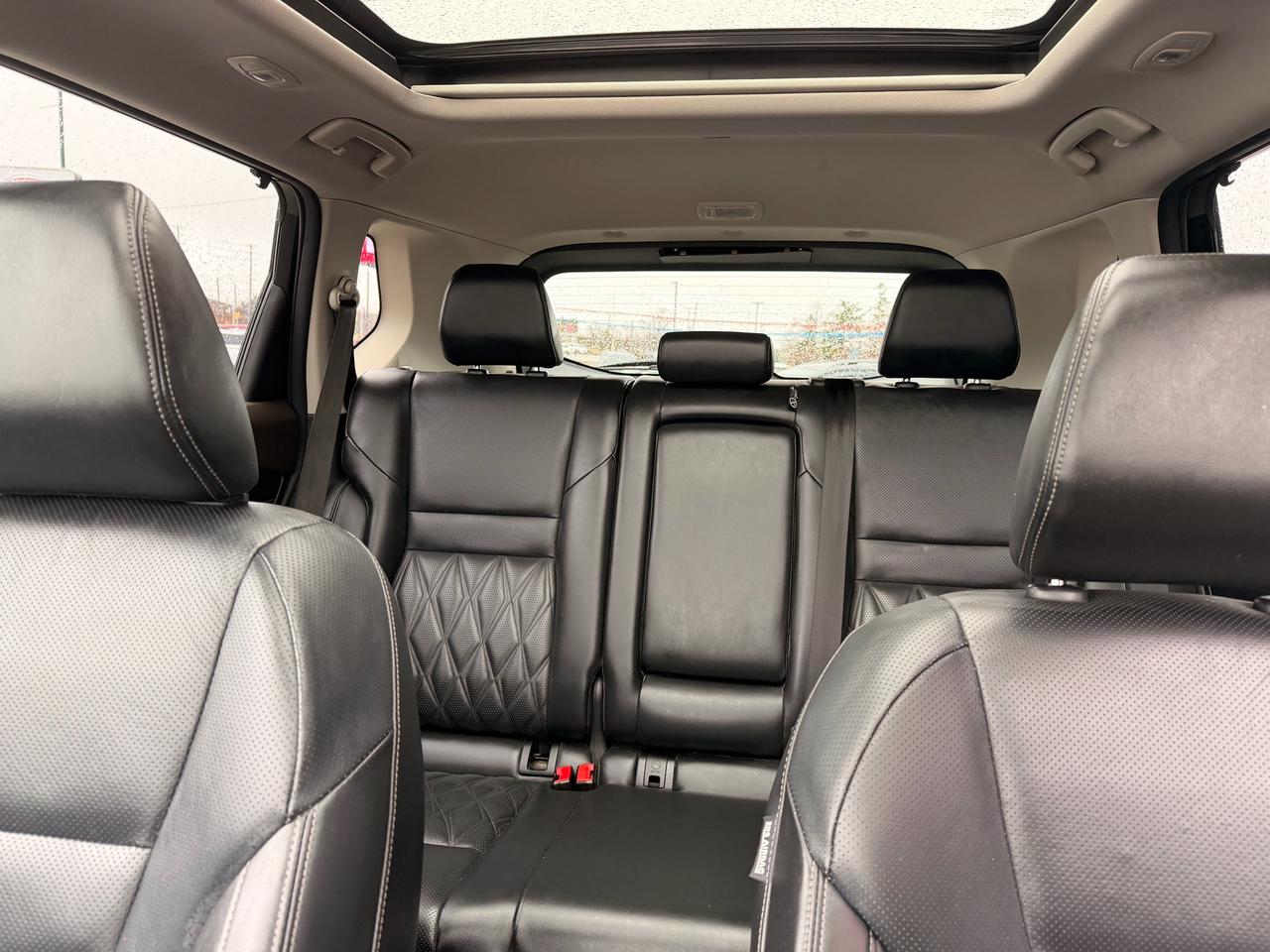 2023 Nissan Rogue AWD Platinum Photo