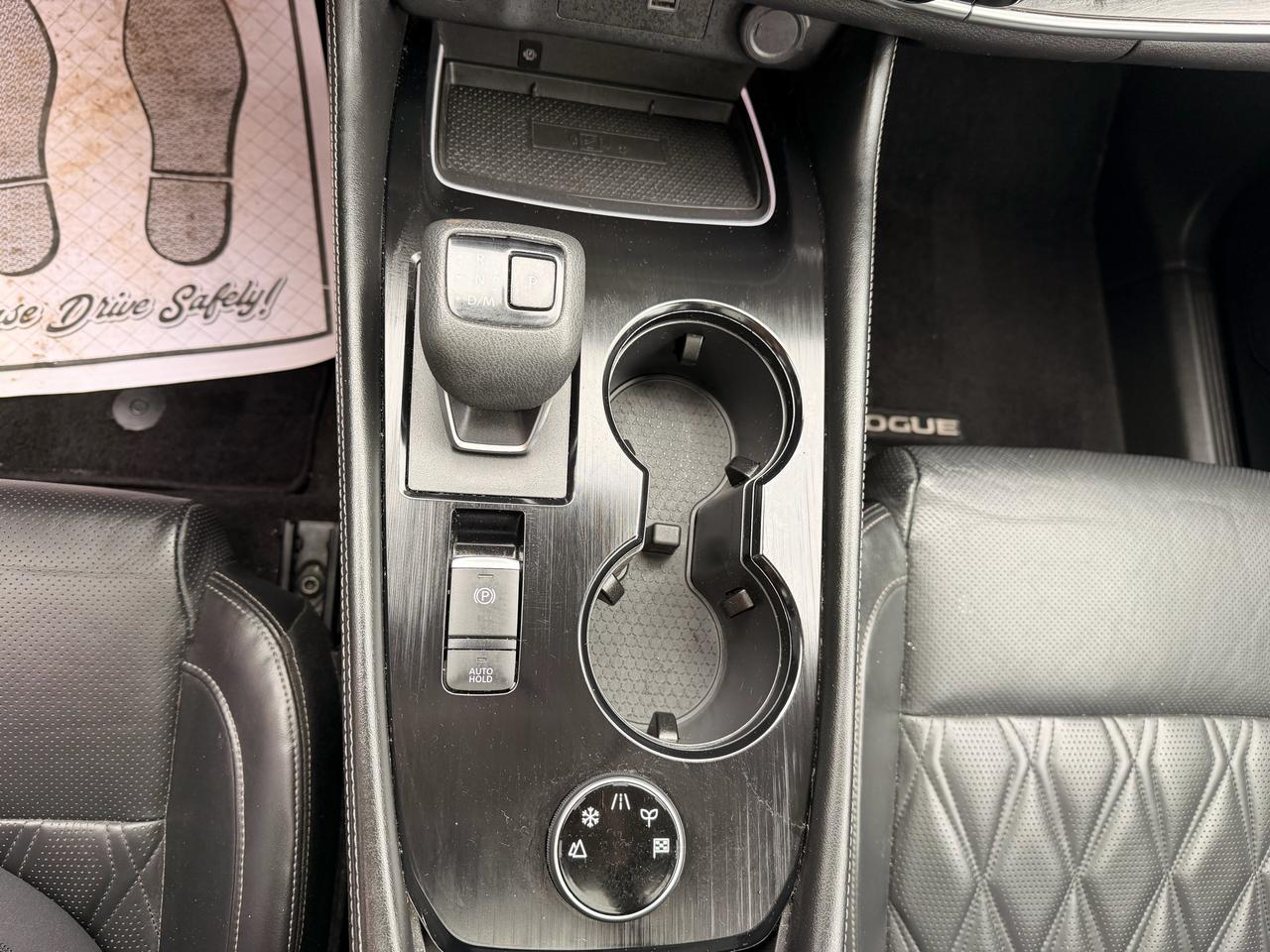 2023 Nissan Rogue AWD Platinum Photo