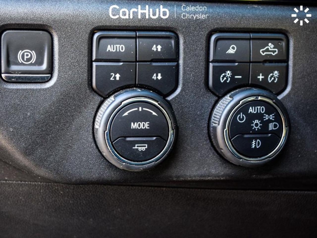 2024 Chevrolet Silverado 1500 LT Trail Boss 4WD Crew Cab 147" 3.0 L Diesel Leather 5 passengers with captain chair Photo