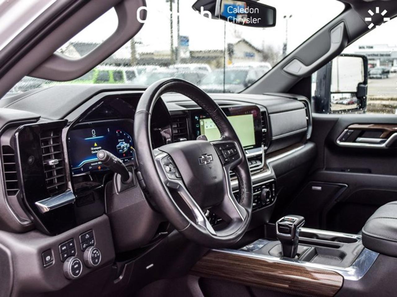2024 Chevrolet Silverado 1500 LT Trail Boss 4WD Crew Cab 157" 3.0 L Leather 5 passengers with captain chair Photo