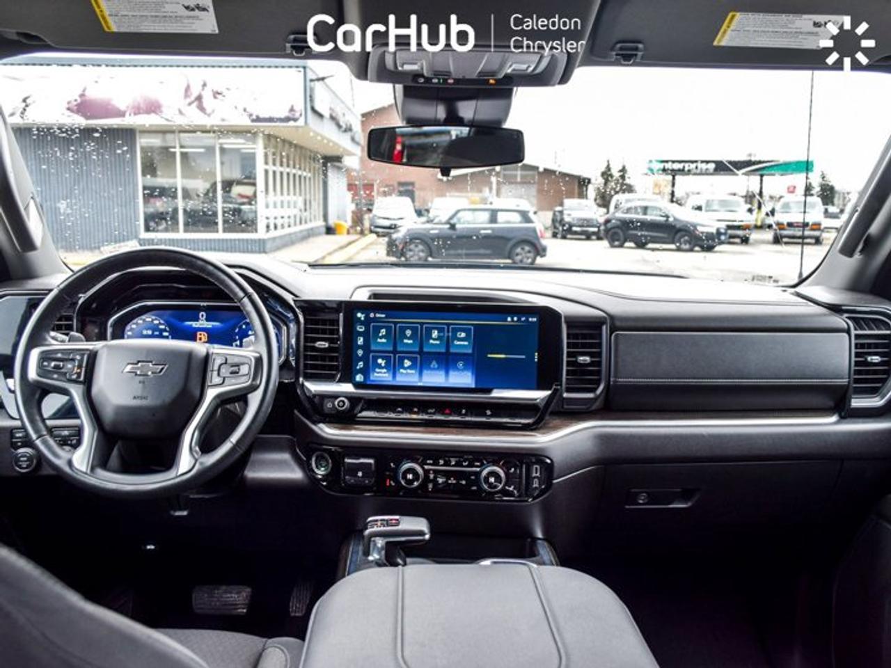 2024 Chevrolet Silverado 1500 RST 4WD Crew Cab 147" 5.3L 5 passengers with captain chair Photo