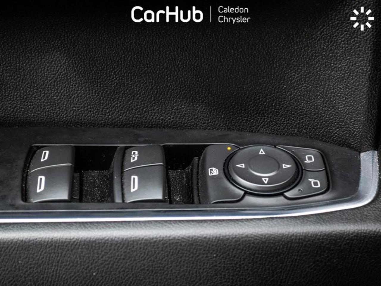 2024 Chevrolet Silverado 1500 RST 4WD Crew Cab 147" 5.3L 5 passengers with captain chair Photo