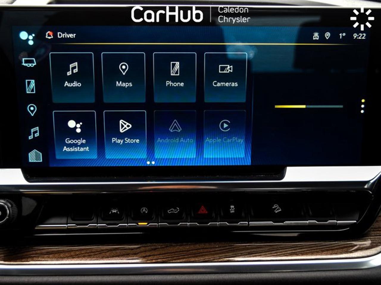 2024 Chevrolet Silverado 1500 RST 4WD Crew Cab 147" 5.3L 5 passengers with captain chair Photo