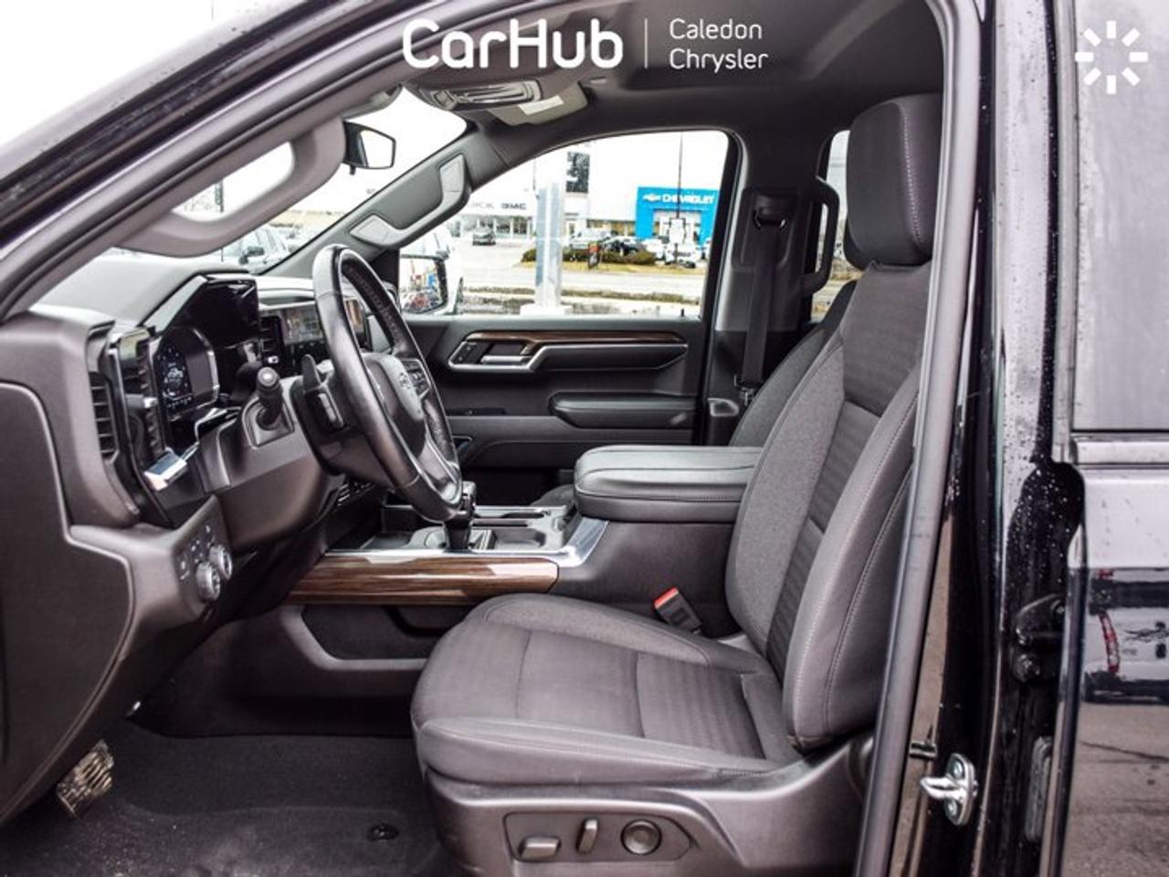 2024 Chevrolet Silverado 1500 RST 4WD Crew Cab 147" 5.3L 5 passengers with captain chair Photo