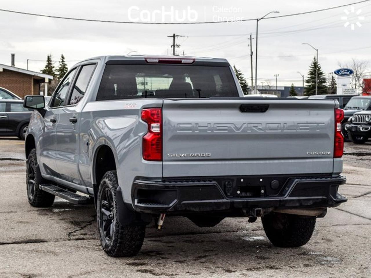 2024 Chevrolet Silverado 1500 Custom Trail Boss 4WD Crew Cab Z71 157" 6 Passenger Photo