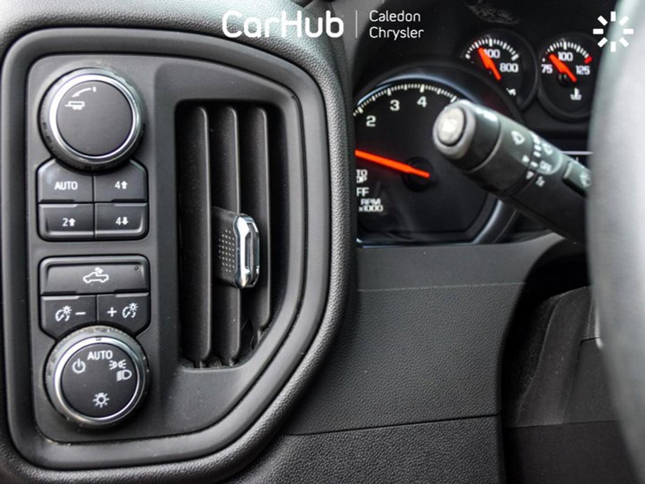 2024 Chevrolet Silverado 1500 Custom Trail Boss 4WD Crew Cab Z71 157" 6 Passenger Photo
