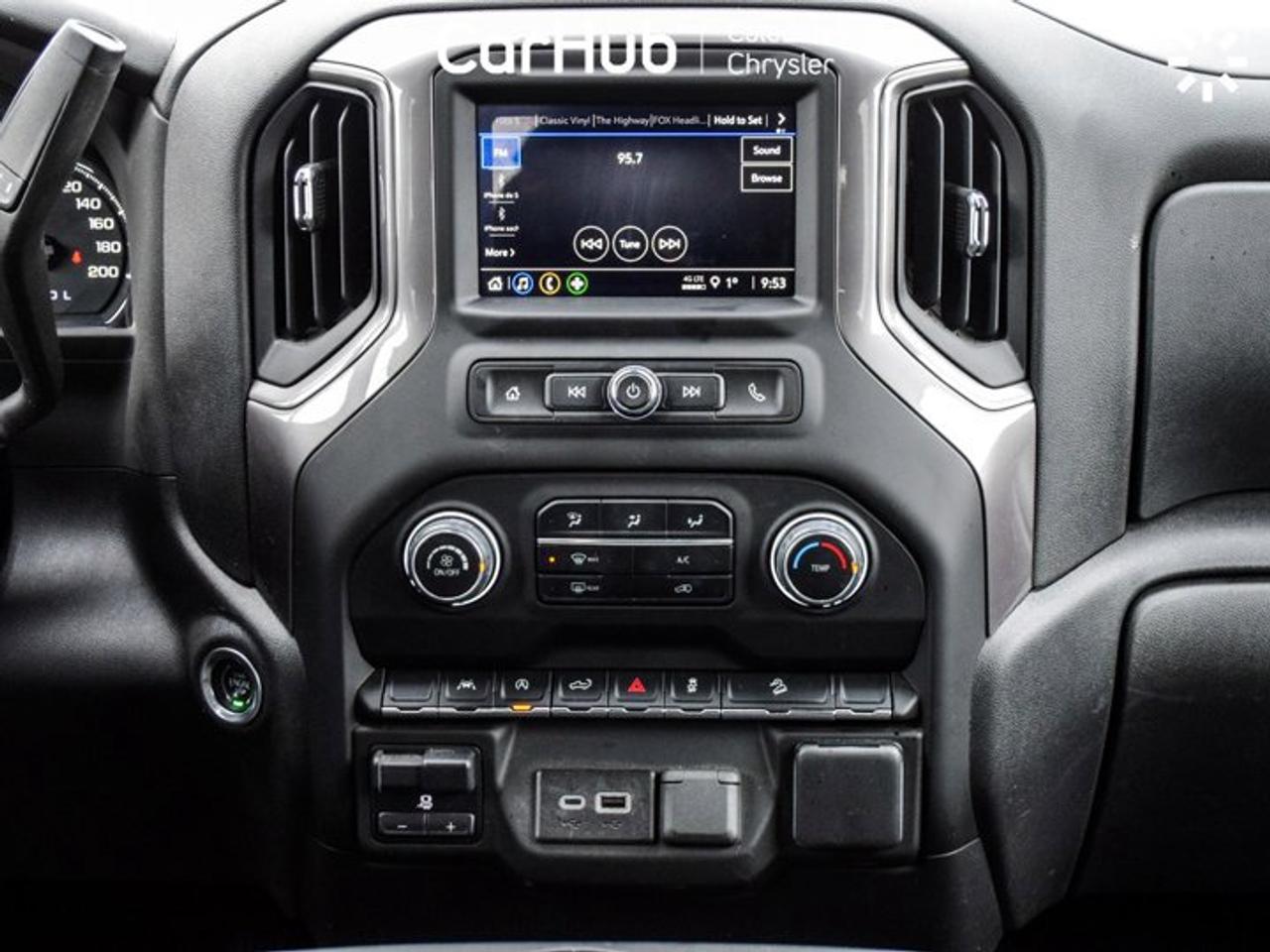 2024 Chevrolet Silverado 1500 Custom Trail Boss 4WD Crew Cab Z71 157" 6 Passenger Photo