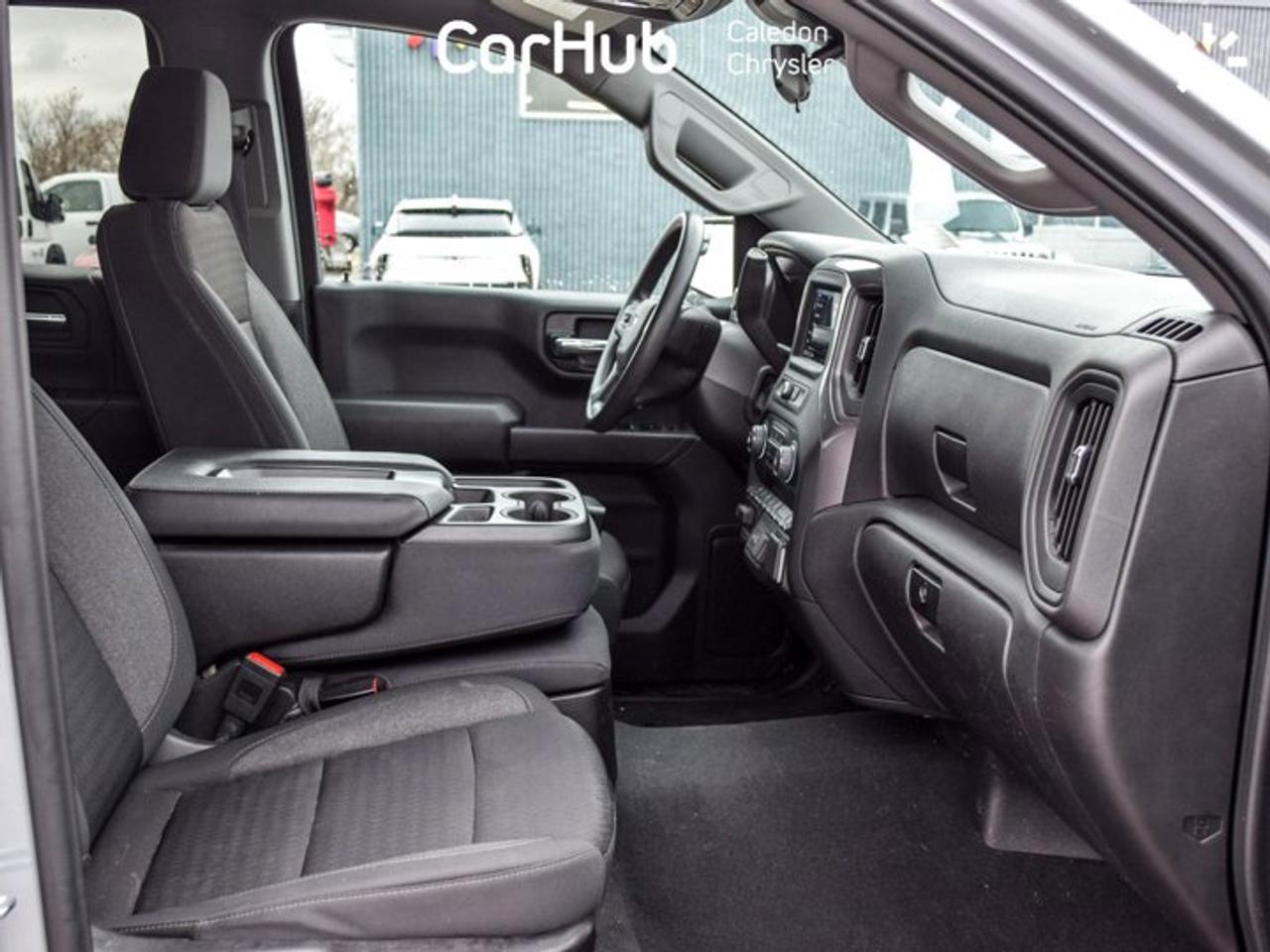 2024 Chevrolet Silverado 1500 Custom Trail Boss 4WD Crew Cab Z71 157" 6 Passenger Photo