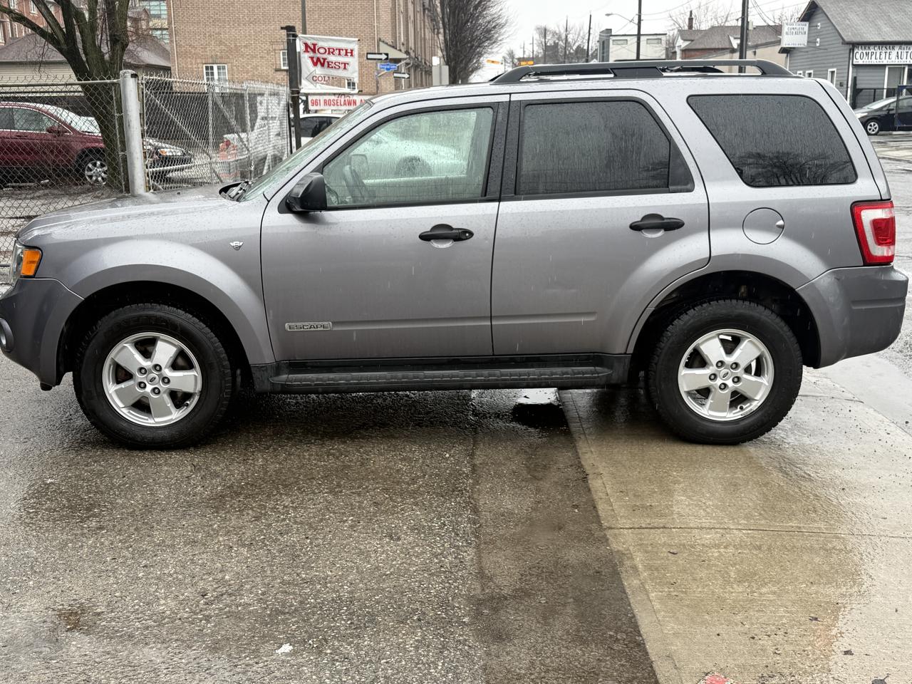 2008 Ford Escape XLT Photo