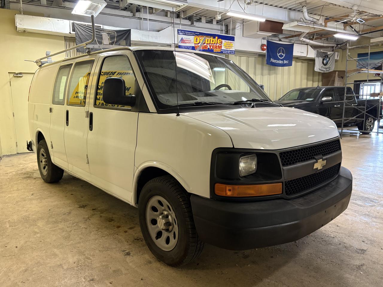 2011 Chevrolet Express Cargo Van WT Photo3