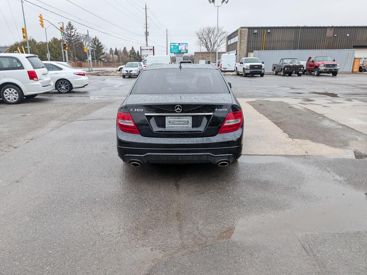 2013 Mercedes-Benz C-Class 4dr Sdn C 300 4MATIC Photo2